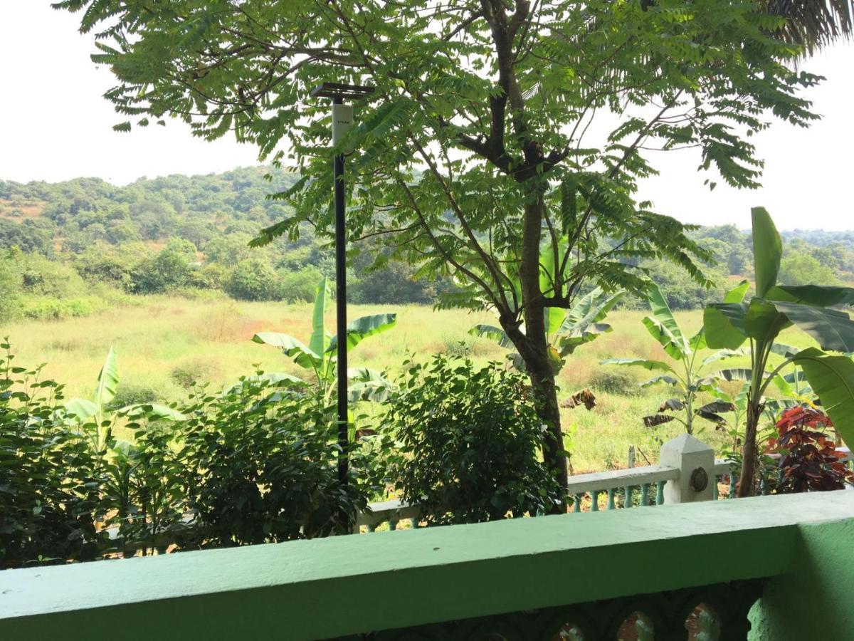 Jesant Valley Holiday Homes Кандолим Екстериор снимка